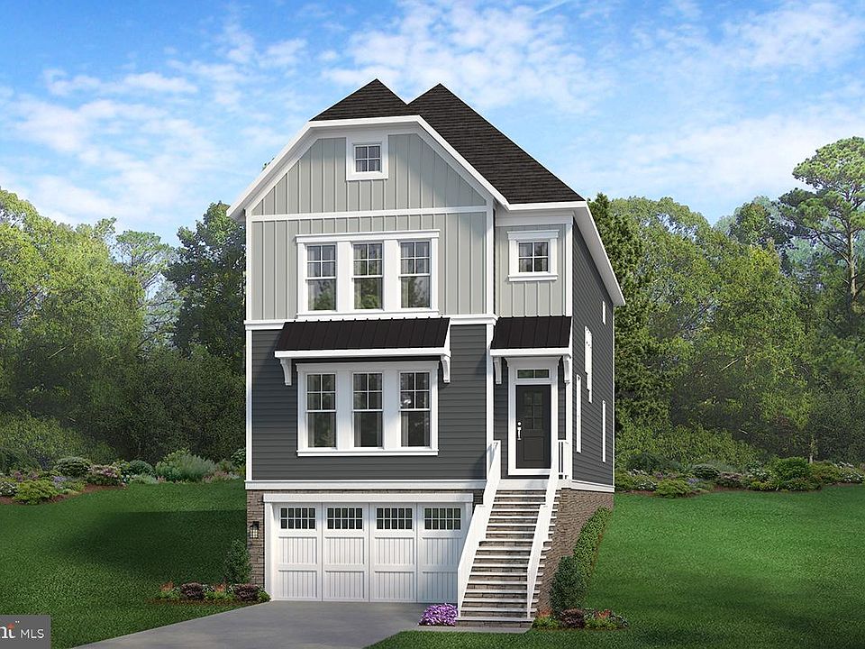 1st image of 1558 Great Falls St