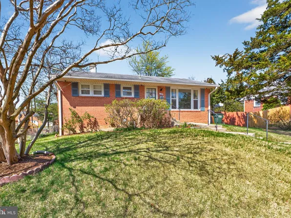 7304 Fairchild Dr, Alexandria, VA 22306