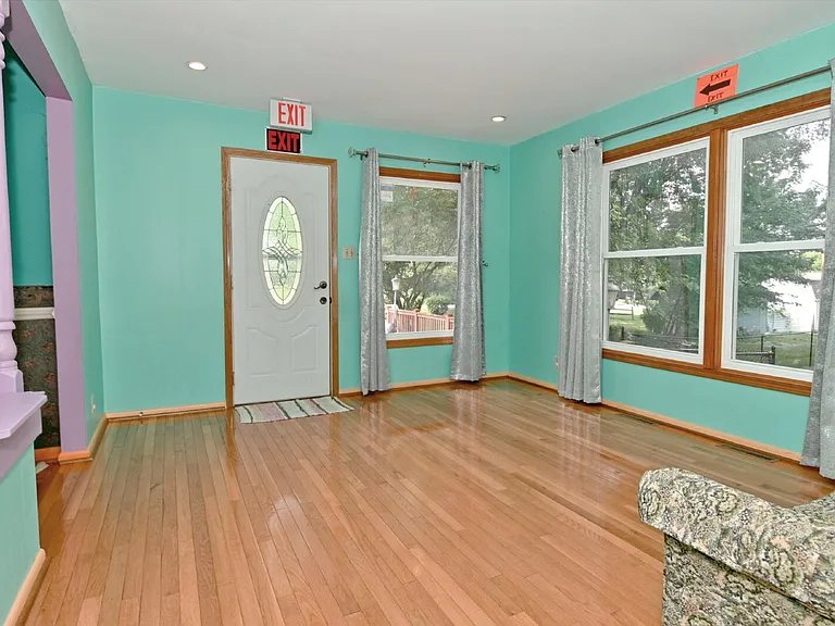 7146 S Meridian St — Photo 19
