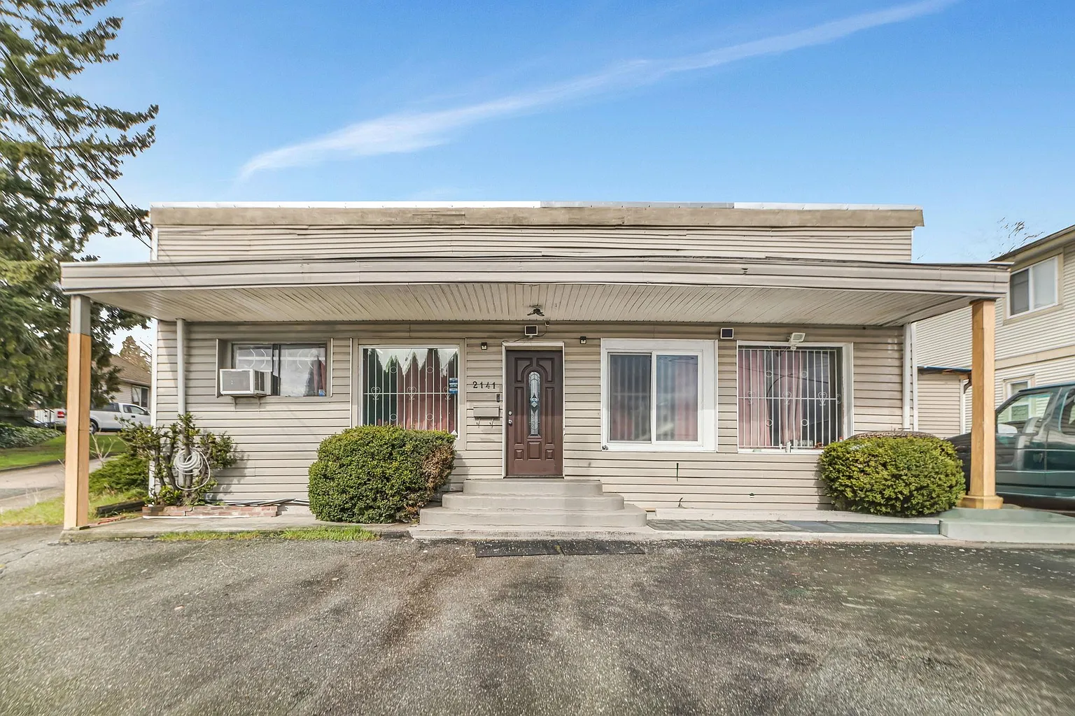 2141 Marine Way photo 1