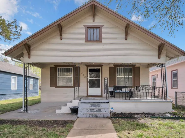 323 E 9th St, Newton, KS 67114