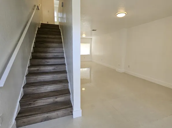 450 NW 84th St, Miami, FL