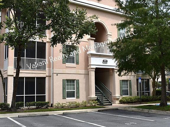 2nd image of 8601 Beach Blvd #Boulevard3