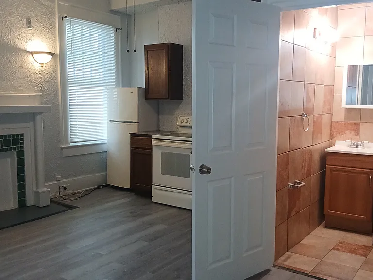 730 4th Ave N #1C — Photo 7