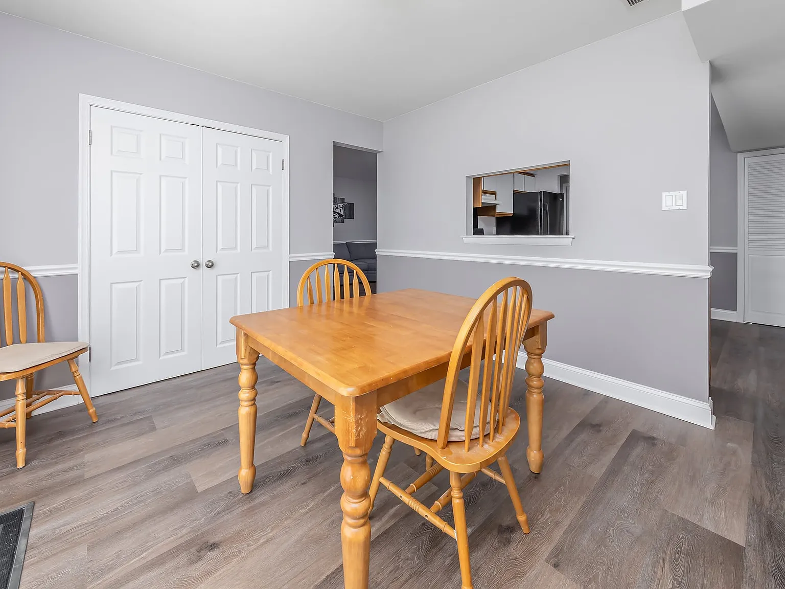 3 bed, 1.5 bath, 1426 sqft, $2,450 — Photo 3