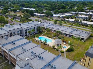 8681 Bardmoor Blvd #208C, Seminole, FL 33777