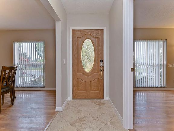 3rd image of 3705 Southview Dr