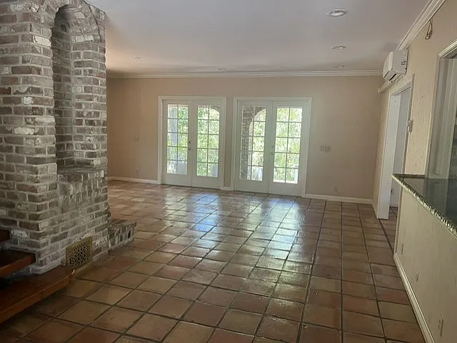 2340 Tice Valley Blvd — Photo 4
