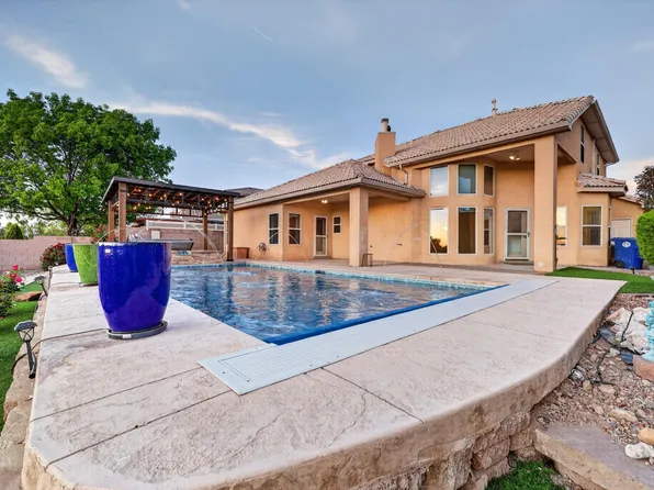 7419 Wadi Musa Dr NE, Albuquerque, NM 87122