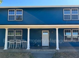 237 W Alder St, Sequim, WA 98382