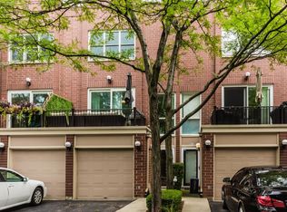 1730 W Terra Cotta Pl APT F, Chicago, IL 60614