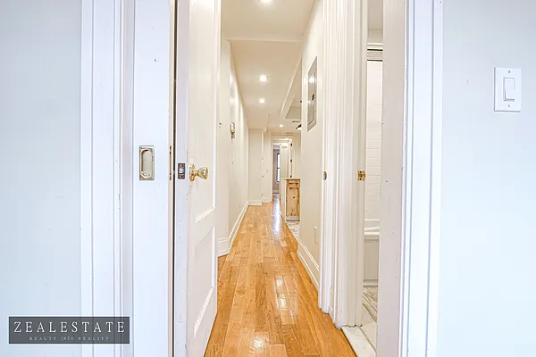 Rented by ZealEstate Group Inc | media 4