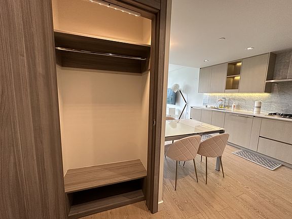 4th image of 89 Nelson St #7XX
