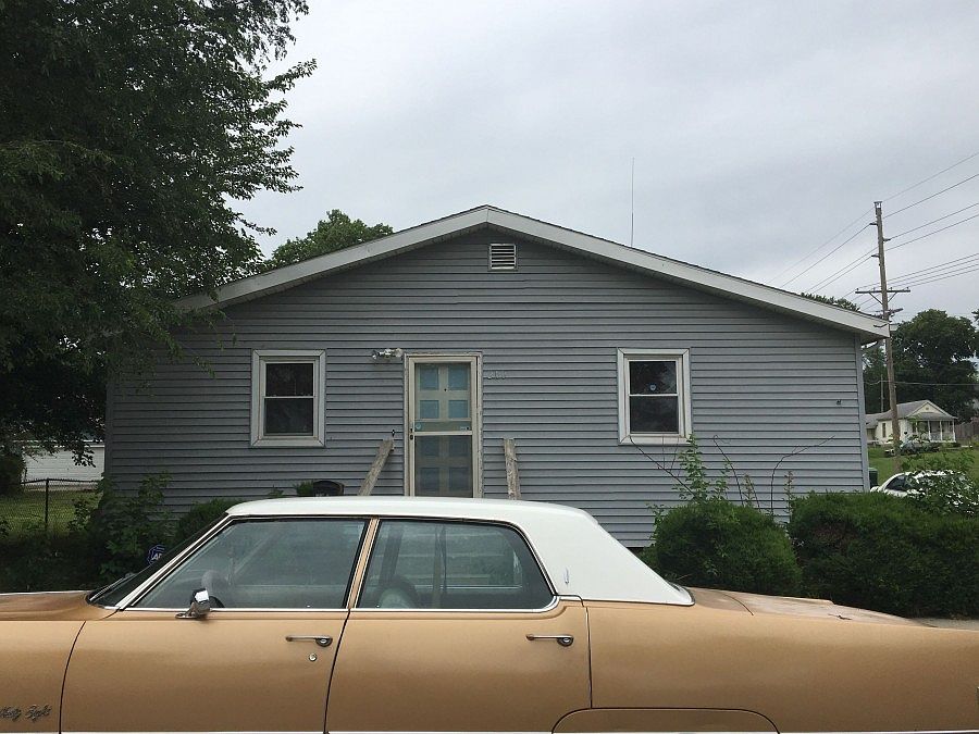 1st image of 200 Osage St