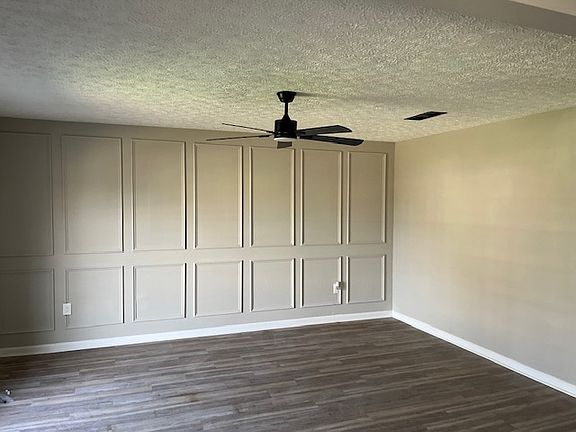 3rd image of 455 Furman Dr