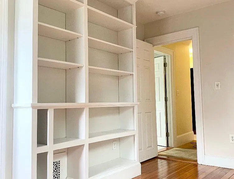 60 Forest St — Photo 16