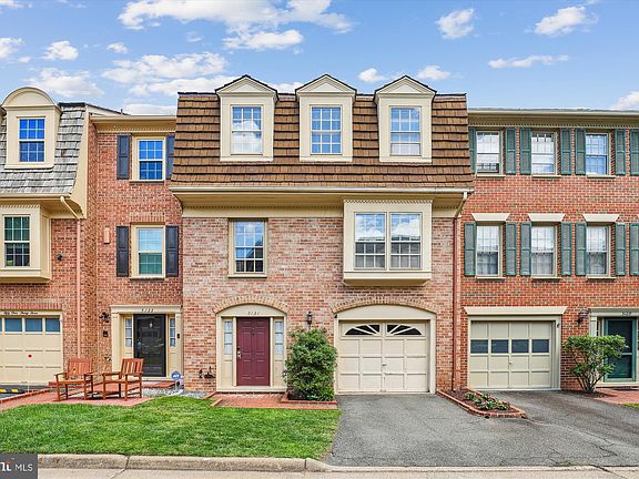 2nd image of 5131 Heritage Ln