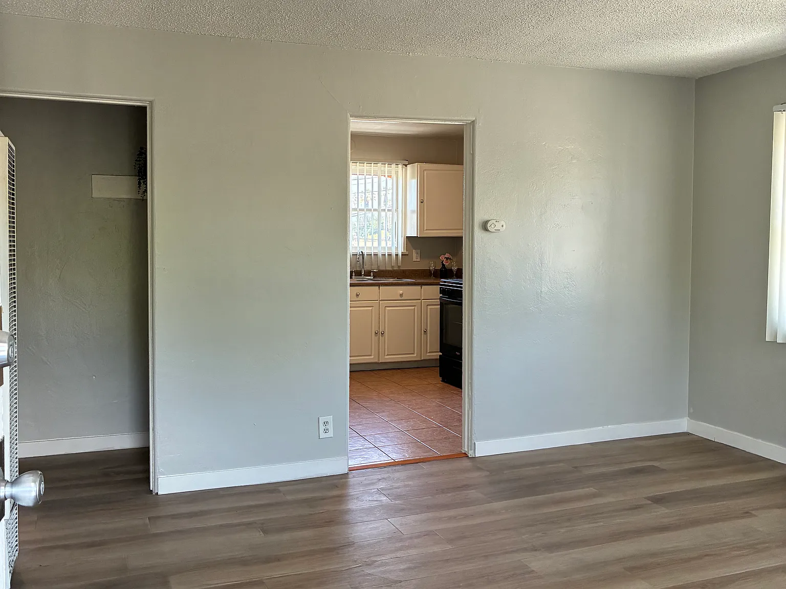1 bed, 660 sqft, $1,700 — Photo 2