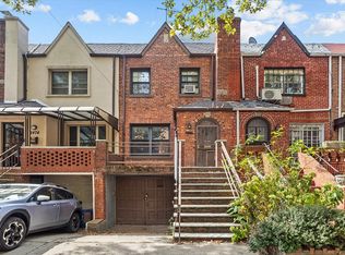 2472 E 18th St, Brooklyn, NY 11235