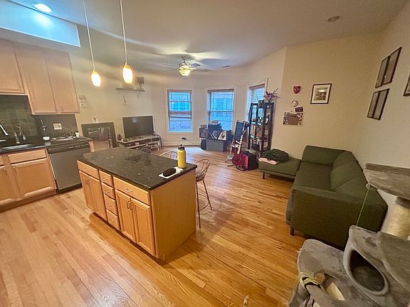 5th image of 6812 N Ashland Blvd APT 1B