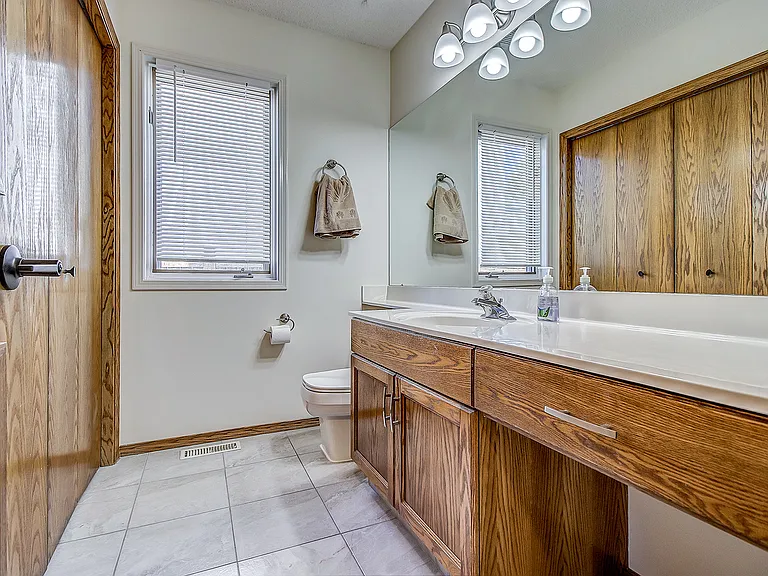 8010 Schubert Gate NW — Photo 16