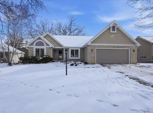 925 South Holt Circle, Madison, WI 53719