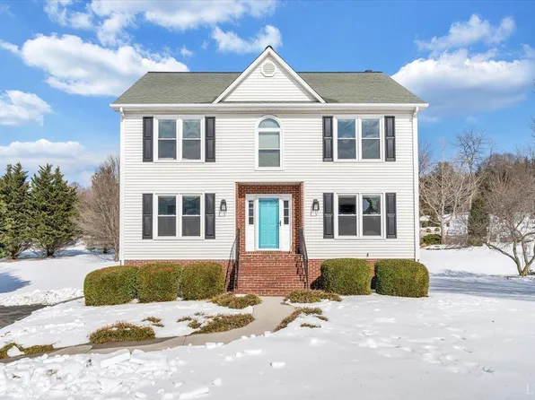 46 Wellington Ln, Daleville, VA 24083