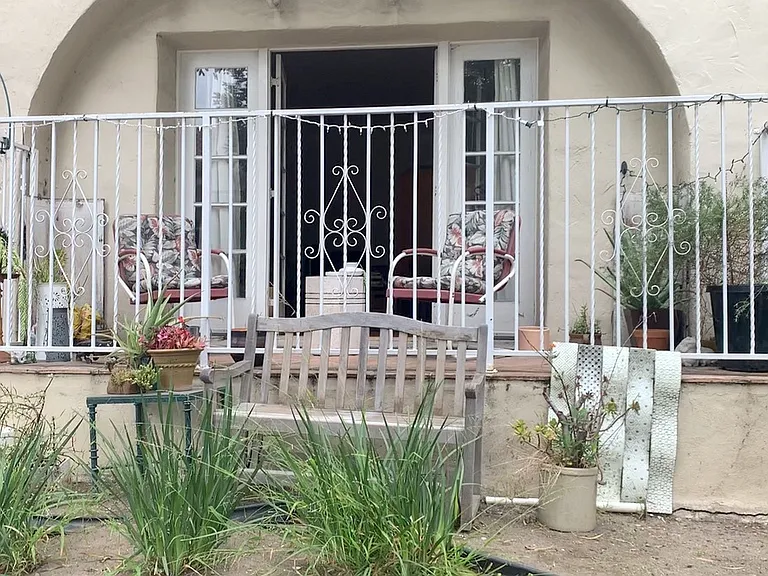 S Ogden Dr — Photo 11