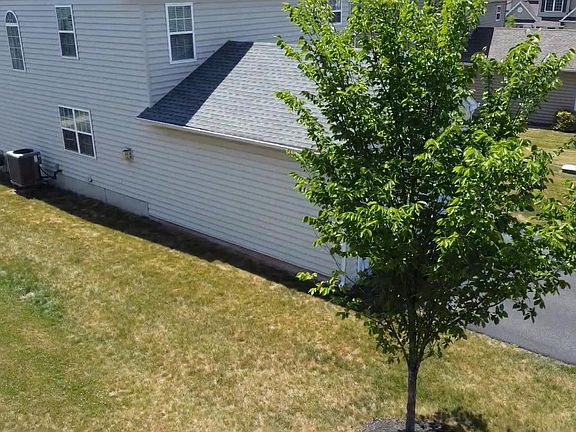 5th image of 2114 Larkspur Ct