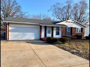 3160 Shackelford Rd, Florissant, MO 63031