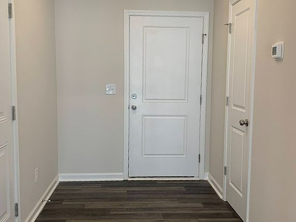 3rd image of 1614 Glacier Dr