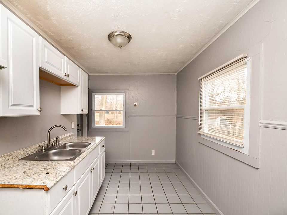 1412 Bel Aire Dr, Belleville, IL 62220 Zillow