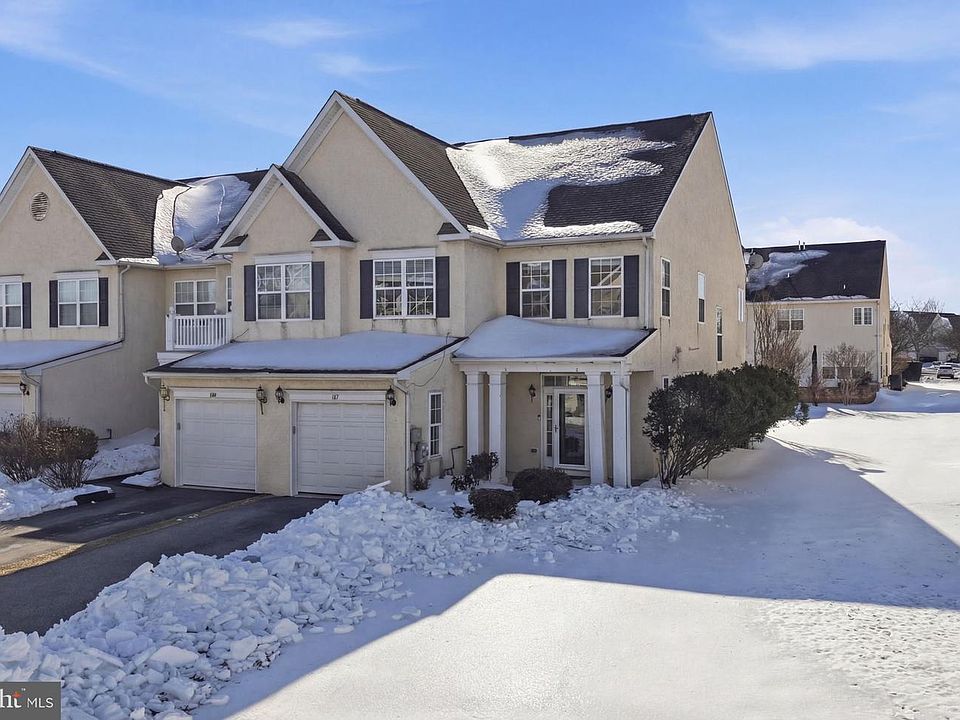 1st image of 187 Gillespie Ave