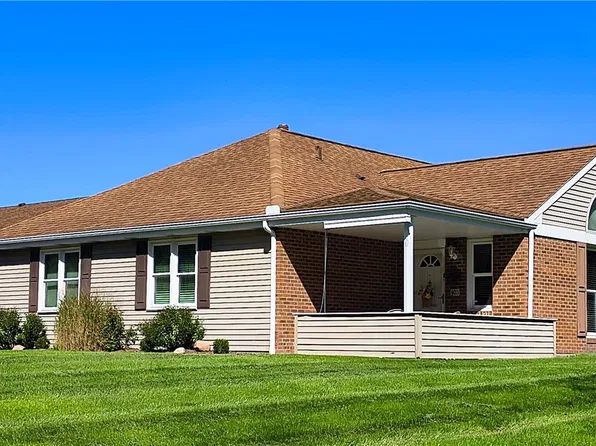 403 Surrey Ln, Butler, PA 16001