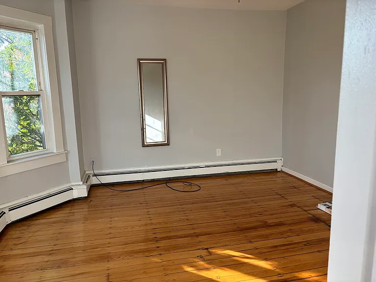 212 Boylston St #3 — Photo 5