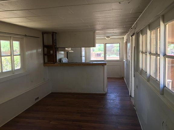 2nd image of 1454 W Kilburn St APT 1