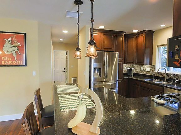 2nd image of 115 Covina