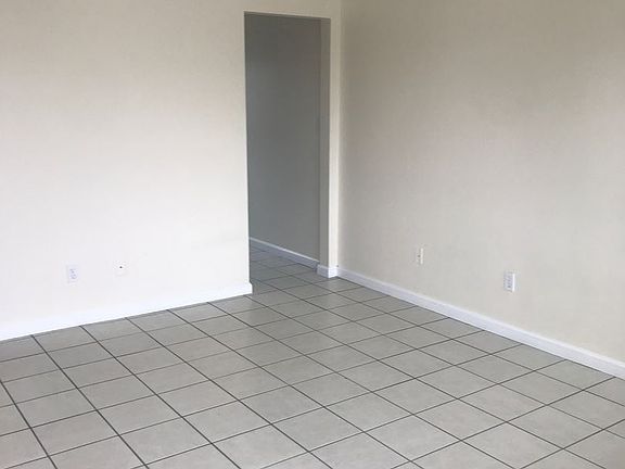 4th image of 10136 Felton Ave APT 44
