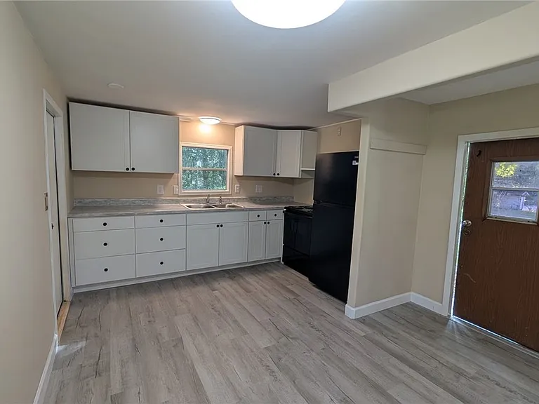 7070 N Carl G Rose Hwy — Photo 2