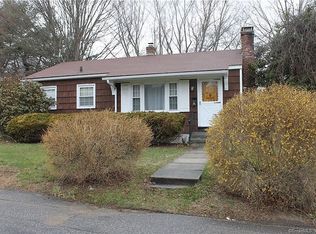 31 Friendship St, Willimantic, CT 06226