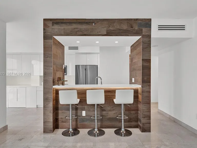 4201 Collins Ave #2301 — Photo 20