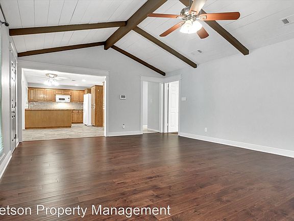 5th image of 1701 Deepwood Dr