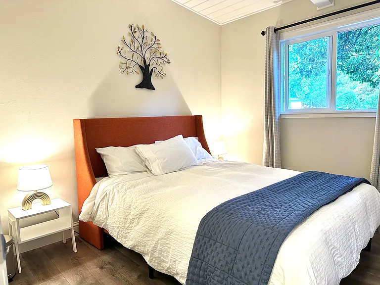36 Henderson Pl — Photo 17