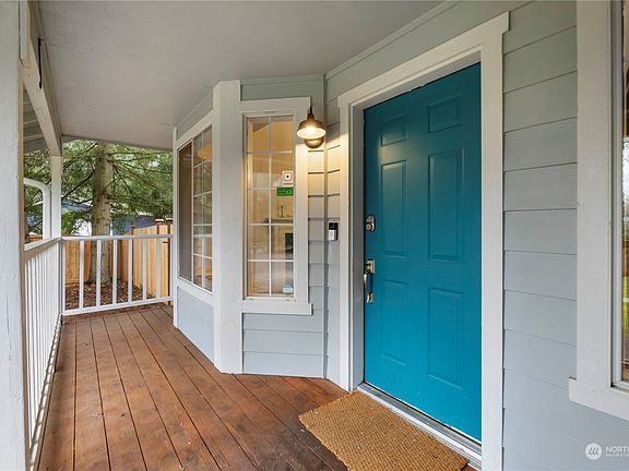 4th image of 24006 79th Avenue Ct E