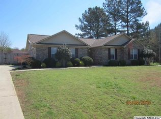 101 English Elm Dr, Harvest, AL 35749