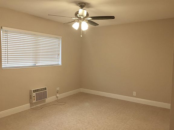 3rd image of 5125 NE 22nd Ave APT B2
