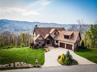 53 Longstreet Ct, Weaverville, NC 28787