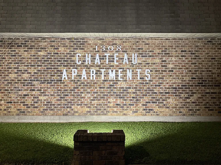 Chateau at Park — Photo 11