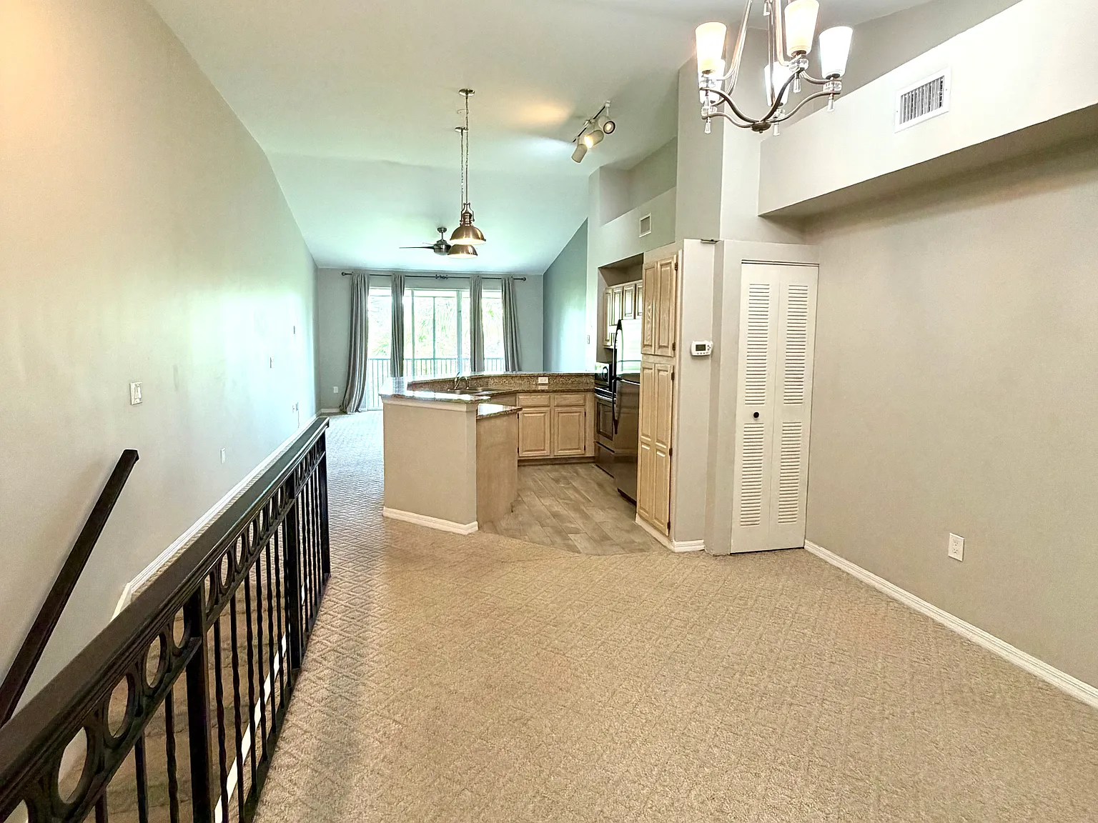 1 bed, 815 sqft, $2,400 — Photo 4