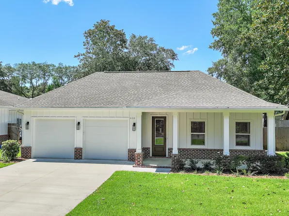 608 5th St, Destin, FL 32541